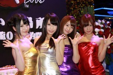 【台北ゲームショウ2015】紗倉まな、上原亜衣、有村千佳、初美沙希の4人が『龍が如く』ブースに登場し台湾男子たち大興奮 画像