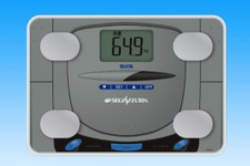 「セガサターン体組成計」が4月26日に発売決定―往年の次世代ゲーム機が健康管理ツールに 画像