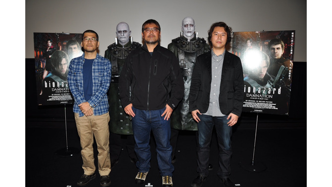 左から、脚本の菅氏、神谷監督、カプコン小林プロデューサー