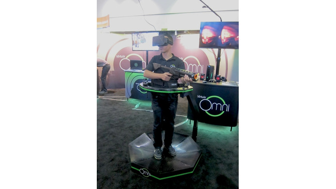 【E3 2014】究極のVRゲーム体験を提供する「オムニ」を試してみた