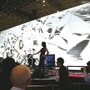 巨大な3D LEDディスプレイが設置されているソニーブースのメインステージ 巨大な3D LEDディスプレイが設置されているソニーブースのメインステージ