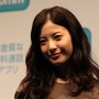 「commでいーじゃん!」女優の吉高由里子さんが無料通話アプリをアピール