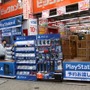 【PS4発売特集】たくさんの笑顔がここに集まりました　― 渋谷量販店でも7時から販売スタート！70人のユーザーが全員でカウントダウン