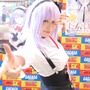 【レポート】「コミケ89」企業ブースのコスプレイヤー写真を一挙130枚！胸元の空いたコスプレイヤーも