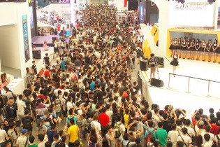 【China Joy 2015】急成長の市場で各社が打ち出すものは? 中国最大のゲームショウが開幕 画像