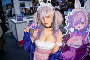 【コスプレ】シーシャを吸うメイドからバイキング、拳法少女まで魅惑の美女が台湾に集結！「台北ゲームショウ2024」コスプレまとめ 画像