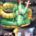 【TGS 2014】バンダイナムコのブースは豪華絢爛！ガンダムもゴジラも神龍もコスプレイヤーも！