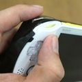 PS Vita向け「L2/R2ボタン」搭載グリップカバーを触ってみた！求めていたのはコレだが…