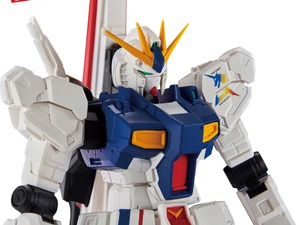 かっこよすぎる…！実物大ガンダム立像「RX-93ff νガンダム」がプライズフィギュアに！“ロングレンジ・フィン・ファンネル”も忠実に再現 画像