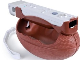 Wiiリモコン＋アメフトボールが現実に－「プロのようなパスが出せる」海外の周辺機器