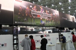 【Nintendo World 2011】立体視でフィールドがリアルに再現された『Winning Eleven 3DScoccer』