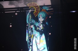 【レポート】初音ミク主演の歌舞伎「今昔饗宴千本桜」が凄い！伝統と最新技術が交差し、誰も見た事のない一大舞台へ