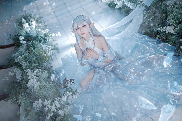 「Re:ゼロから始める異世界生活 エミリア -Crystal Dress Ver-