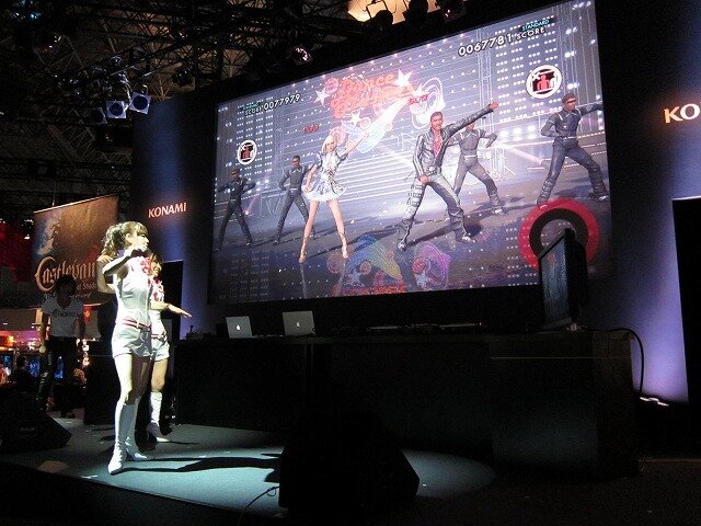 【TGS 2010】Kinectで皆でダンス！『DanceEvolution』スペシャルステージ