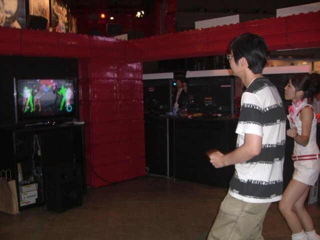 【TGS 2010】リズムにのって、踊って、スタイリッシュに魅せよう！コナミ話題作の『DanceEvolution』プレイレポート