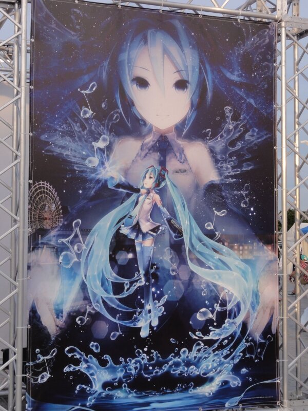 ニコ生内のプロデューサーコメントも掲載！『初音ミク -Project DIVA- f』発売記念前夜祭「夏の終わりの39祭り」レポ