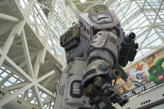 【E3 2013】これが『Titanfall』の主役メカTitanだ！現地に登場した巨大ロボットを詳細フォトレポート