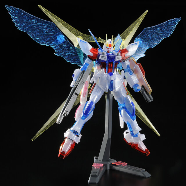 RGシステムの起動を再現したHGBF「スタービルドストライクガンダム」の限定カラーVer.が登場