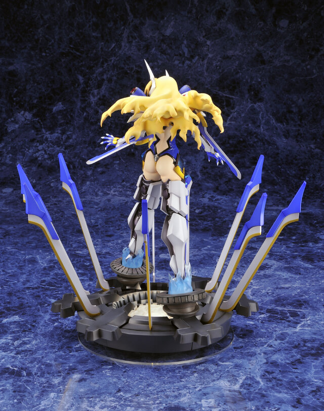 アルターより「BLAZBLUE」の「μ-No.12-」フィギュアが登場、台座がLEDで光る仕掛けも