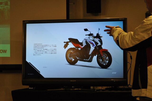 発売迫るバイクライドシミュレーター『RIDE』を体験！ ライダー中野真矢さんもプレイ