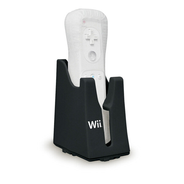 リモコンもソフトもハンドルもOK！Wii横にジャストフィットな専用収納アクセサリー発売