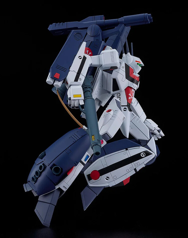 マクロス プラモデル　ソフビ　1/6 一条輝　リン　ミンメイ　新品　未開封 初代「マクロス」劇場版より、主人公・一条輝が搭乗する「VF-1S