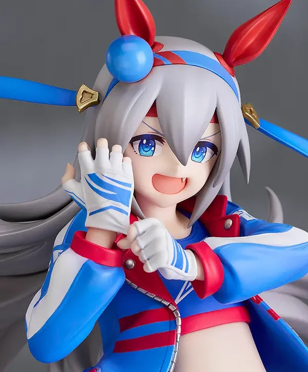引き締まったウエストライン！『ウマ娘』“白い稲妻”「タマモクロス」1