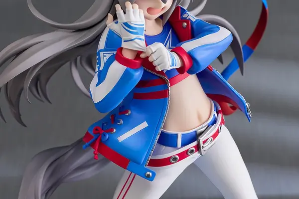 引き締まったウエストライン！『ウマ娘』“白い稲妻”「タマモクロス」1