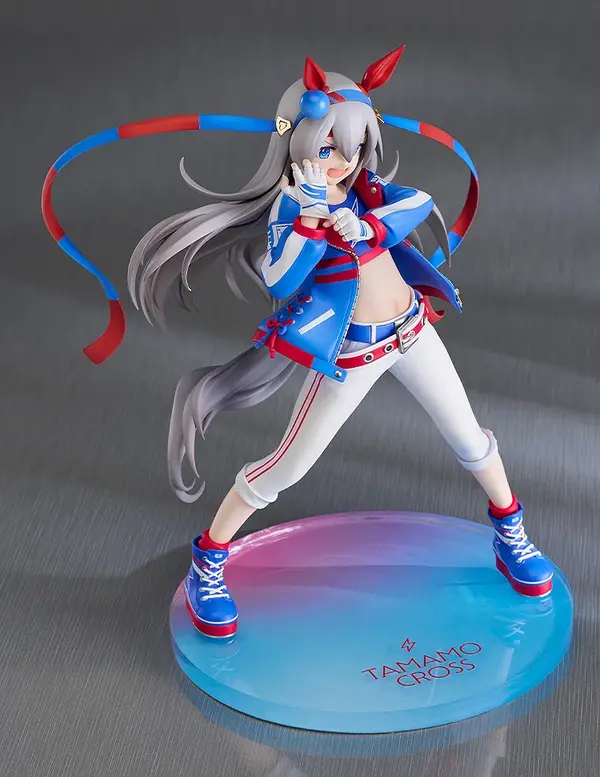 引き締まったウエストライン！『ウマ娘』“白い稲妻”「タマモクロス」1