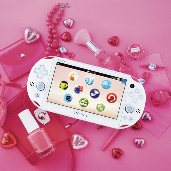 PS Vita新色「ライトピンク/ホワイト」女性向け特設サイト公開 ― 人気