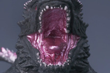 カワイイお座りポーズでしっかり怖い！人気シリーズの「ゴジラ」が多数フィギュア化―プライズにて順次展開中 画像