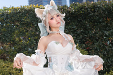 【コスプレ】『原神』リネットが天使の装いで登場！白ドレスを纏ったしなやかなポーズが生み出す曲線美がエモい【写真10枚】 画像