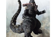 映画「ゴジラ-1.0」より「ゴジラ(2023)」が“電車咬撃Ver.”としてリニューアル！がっちり電車を咬むシーンを徹底再現 画像