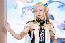 【コスプレ】華奢で透明感あふれる姿が美しい！『鳴潮』カルテジアがセクシーな衣装に可憐すぎる美貌を披露【写真8枚】 画像