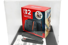 ホチキス針貫通事件のスイッチ2がチャリティオークションに出品―伝説となったホチキスなど豪華4点セットにCEOによる証明書まで付属 画像