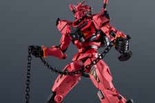 ジークアクスとも並べたい！赤いガンダムが可動フィギュア「UNIVERSE」に出撃―ハンマーは鎖部分を金属パーツで再現 画像