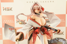 【WF2025夏】今年の夏は『NIKKE』が熱い！通常衣装から夏衣装まで、勝利の女神の麗しいフィギュアが「ワンフェス」に大集結 画像