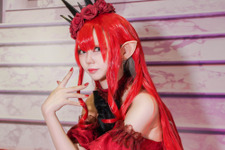 【コスプレ】美脚がチラリ！真っ赤なミニスカドレスを着こなす『FGO』バーヴァン・シーが華やかすぎた【写真9枚】 画像
