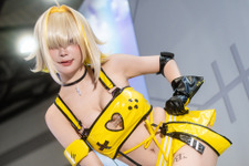 【コスプレ】『NIKKE』エレグの夏衣装がパリピすぎません？抜群のスタイルで着こなす中国美女レイヤー【写真9枚】 画像