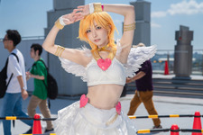 【コスプレ】「パンスト」のパンティが美しすぎる！引き締まったウエストにミニスカから伸びる美脚が眩しい【写真8枚】 画像