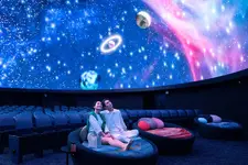 『FGO』×プラネタリウム「英霊と巡る星々の物語」上映決定！星座と縁深いサーヴァントが登場、描き下ろしイラストも美しい 画像