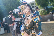 【コスプレ】猫っぽい表情に躍動感のあるポージングが魅力的！『崩スタ』サフェルのしなやかな美スタイルが可愛いすぎた【写真7枚】 画像