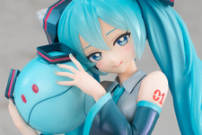 ガンダム45周年「初音ミク」×「ダブルオーガンダム」が1/7スケールフィギュア化！キュートなイラストを繊細に表現 画像