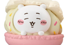 「ちいかわ」たちが、マカロンになっちゃった！上に乗った生地もお顔になっているガシャポン「きゃらまかろん」全4種がどれも可愛い 画像