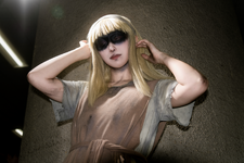 【コスプレ】46歳のおばちゃんが今度は大阪から東京に歩いて来た！？「進撃の巨人」始祖ユミルがホンモノすぎる【写真9枚】