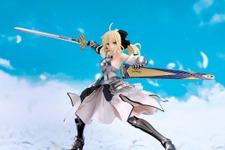 エクスカリバーとアヴァロンを掲げた姿が凛々しい！『Fate/stay night』より“セイバー・リリィ”がプラモデル化 画像