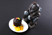 ガンダムカフェに期間限定「激突 連邦VSジオン 予約限定 パーティコースメニュー」登場 画像