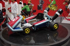 『マリオカート7』TVCMに登場したカートを展示、似顔絵のプロがMiiを作ってくれるコーナーも再び・・・ジャンプフェスタ2012レポート(3) 画像