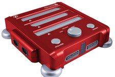 NES、SNES、GBA、GENESISを無理やりまとめたゲーム機「RetroN 4」が発表 画像