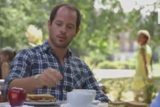 人間のそばに潜むピクミンたち！英国版TVCMをご紹介 画像